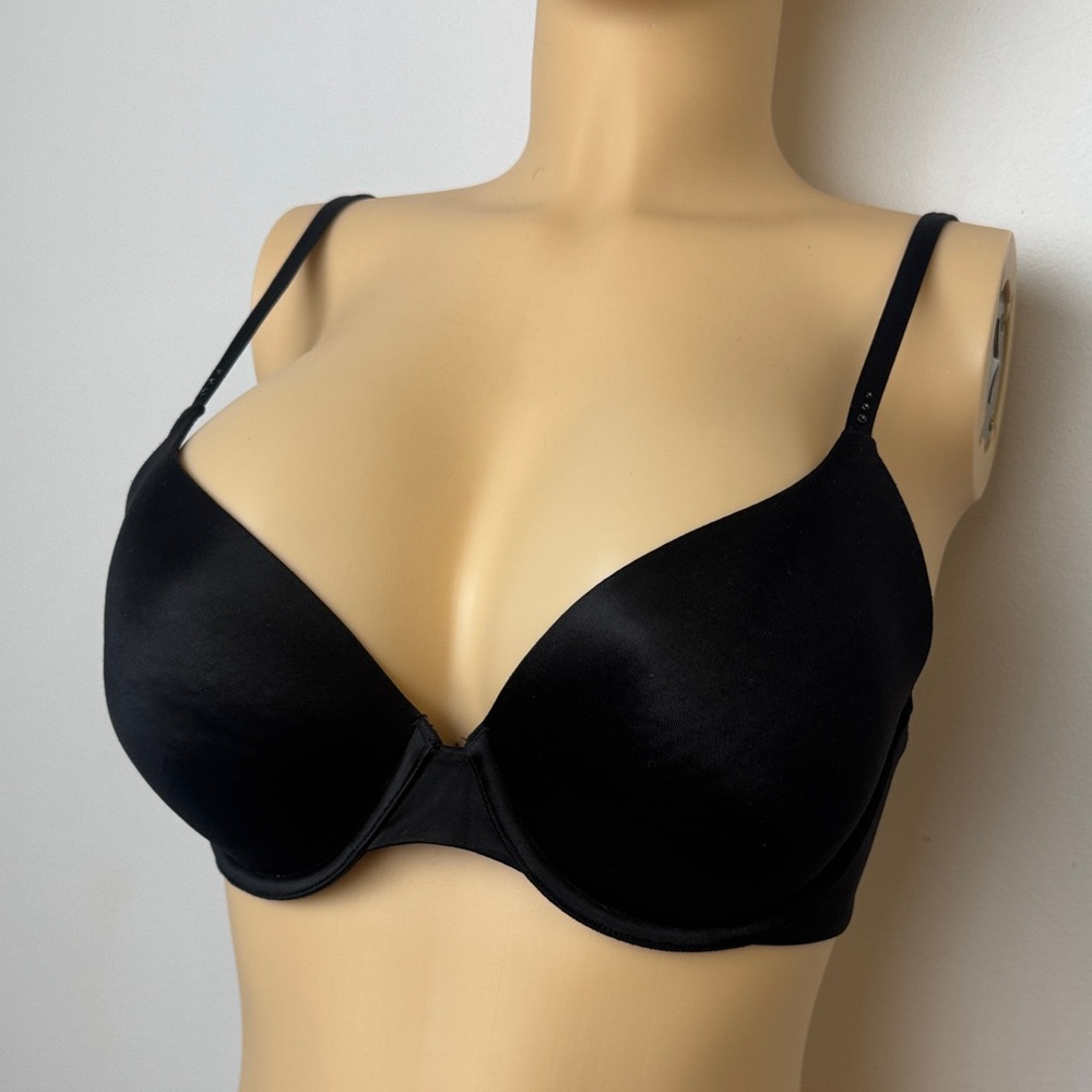 Victoria secret Black Underwire Bra Sz 34C